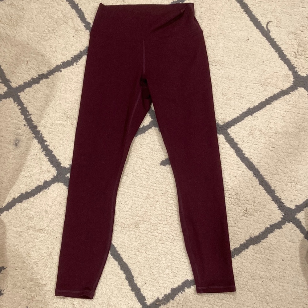 Fabletics Maroon Cropped Leggings Size XS